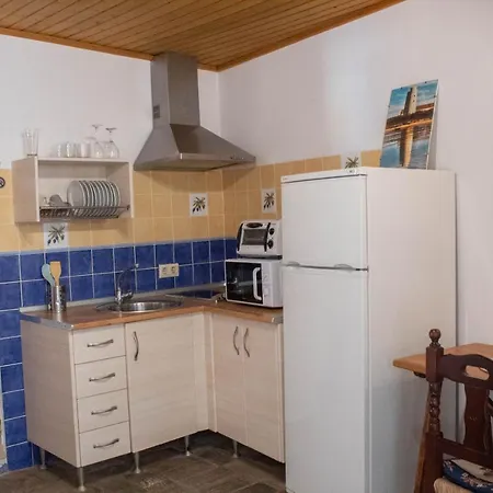 Casa Leonor Vejer *